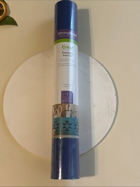 Cricut |Everyday Iron-On Vinyl | Cornflower| 12” x  24”